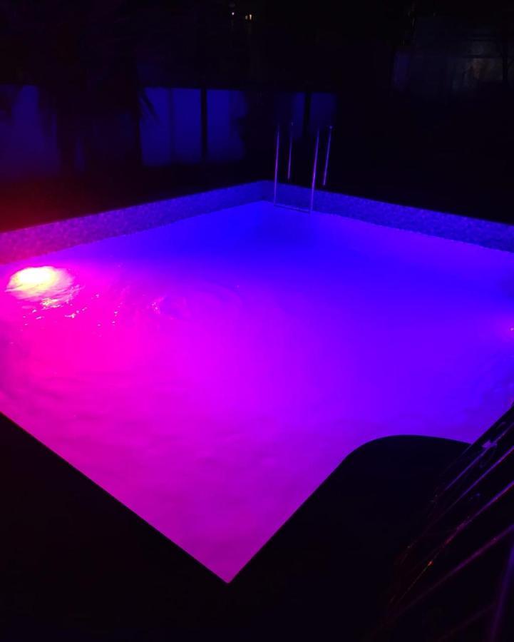 The Perfect Stays- Lal Mahal Villa With Disco Pool Lonavala Luaran gambar