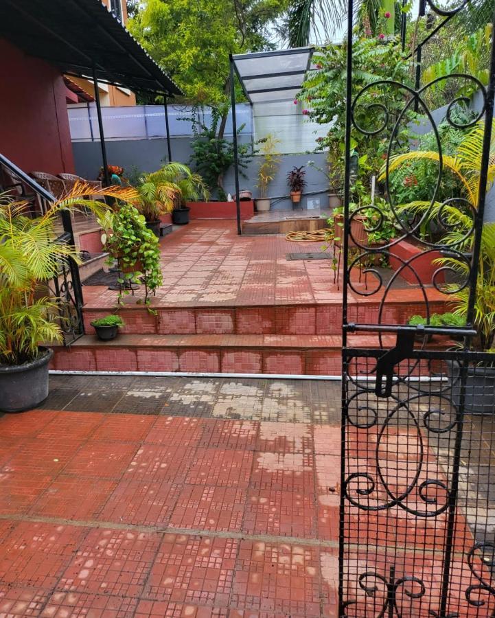 The Perfect Stays- Lal Mahal Villa With Disco Pool Lonavala Luaran gambar