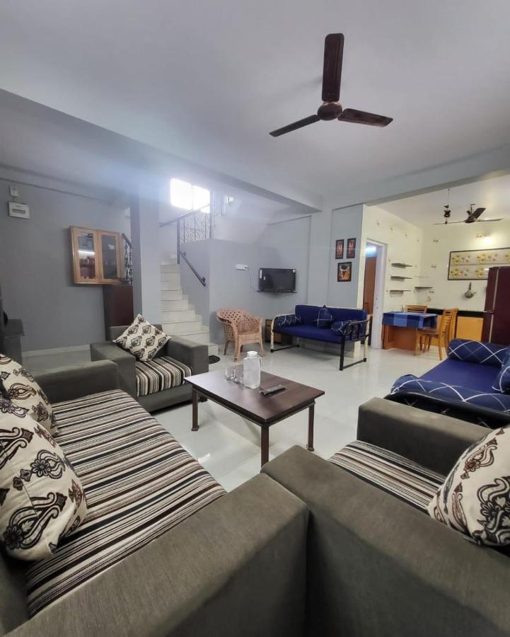 The Perfect Stays- Lal Mahal Villa With Disco Pool Lonavala Luaran gambar